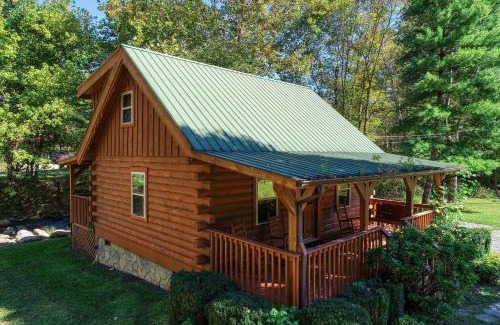 Cosby House | 2020 Land Of Promise Way Cabin