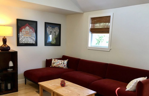 Asbury Park Cottage | 2022 Newly Renovated Secluded Carriage House is just 4 Blocks to Surfer's Beach