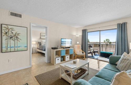New Smyrna Beach Apartment | 208 - Poolside 2 BR Great Ocean View