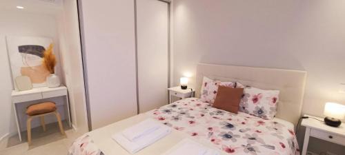 Areias de Sao Joao Apartment | 209 Modern Apartment in central Albufeira close to everything