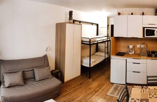 La Joue du Loup Apartment | 20m from ski slopes, tv, ski locker, 18m², La Joue du Loup