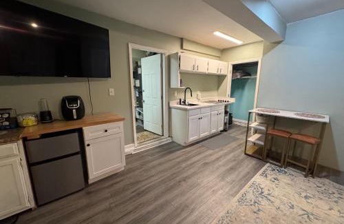 Charlotte Apartment | 20Min To International Airport! 10min to PNC Music! WIFI