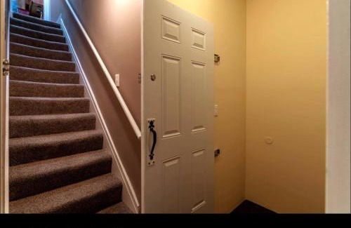 Butchertown Apartment | 20Percent OFF Spacious 6BR Loft Style with Pool Table, Sleeps 16 in Comfort