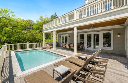 Vanderhorst Plantation House | 21 Bufflehead Drive by Akers Ellis Rentals