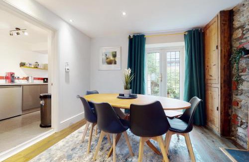 Lynton House | 21 Cross Street
