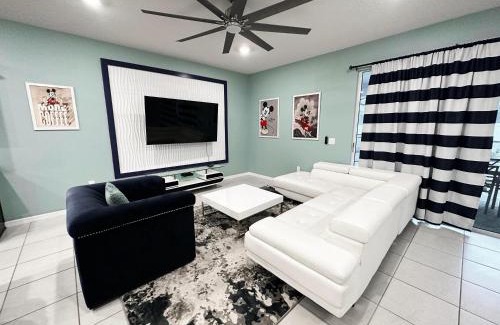 Davenport House | 2127LC- Windsor Island Resort