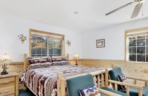 Whispering Forest Cabin | 2128-lookout Lodge 3 Bedroom Home by Redawning