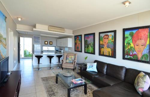Victoria and Alfred Waterfront Apartment | 214 Harbour Bridge