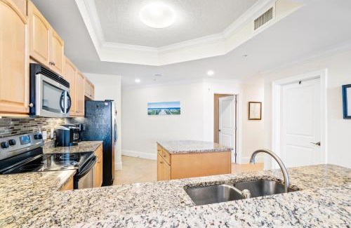 Dauphin Island House | 214 Holiday Isle