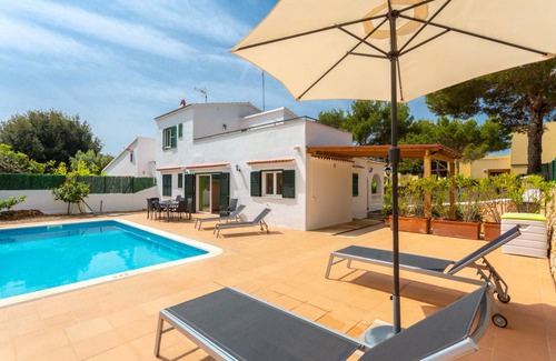 Serpentona Villa | 215 m² Villa ∙ 3 bedrooms ∙ 6 guests
