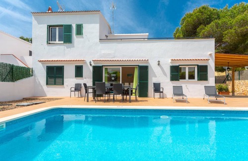 Serpentona Villa | 215 m² Villa ∙ 3 bedrooms ∙ 6 guests