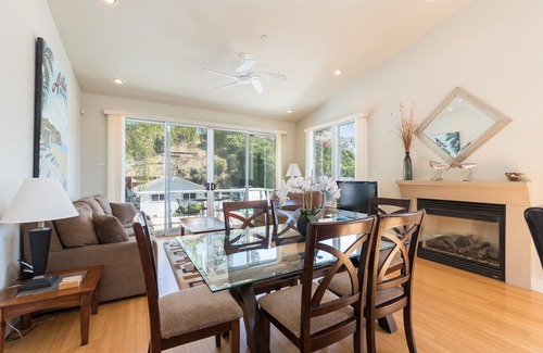 Avila Beach House | 215 San Miguel 2 Bedroom Townhouse by Redawning