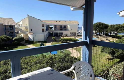 Hourtin Port Apartment | 215 - Schöne Wohnung für zwei Personen mit Hafenblick