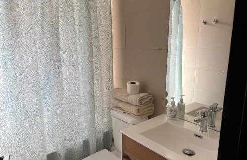 Las Condes Apartment | 22 ,Costado Clinica Las Condes ,6 Personas