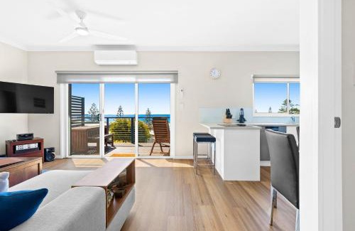 Dalmeny House | 22 Dulling Street Beach House