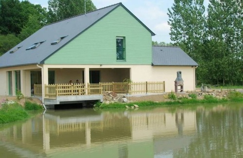 Saint-Mars-sur-la-Futaie House | 220 m² House ∙ 3 bedrooms ∙ 6 guests
