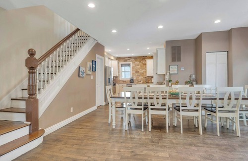 Ocean Grove House | 22 Grover's Ocean, spacious 5 bedroom home with central AC, 1 block to beach!