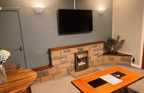 Kelso Apartment | 22 Inch Road