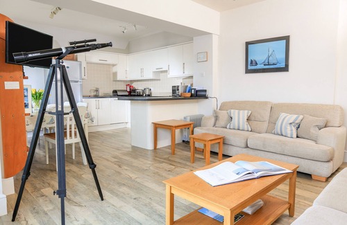 Salcombe Cottage | 22 The Salcombe