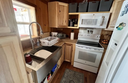 Holderness House | 220 feet of shoreline on Little Squam Lake - 4 Season Lakefront Property