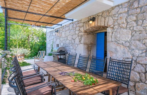 Zagore Villa | 220 m² Villa ∙ 3 bedrooms ∙ 8 guests