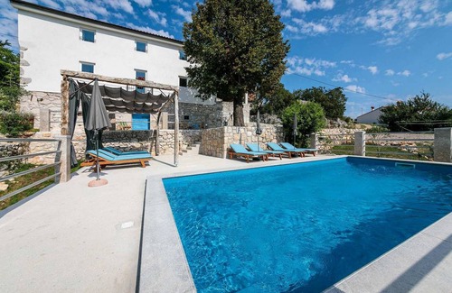 Zagore Villa | 220 m² Villa ∙ 3 bedrooms ∙ 8 guests