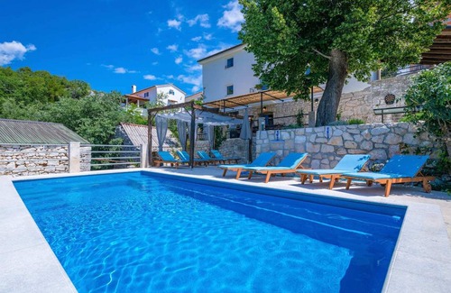 Zagore Villa | 220 m² Villa ∙ 3 bedrooms ∙ 8 guests