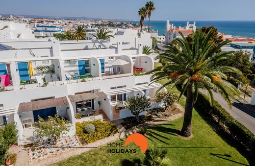 Albufeira Ski Chalet | #220 Windmill Hill by Home Holidays