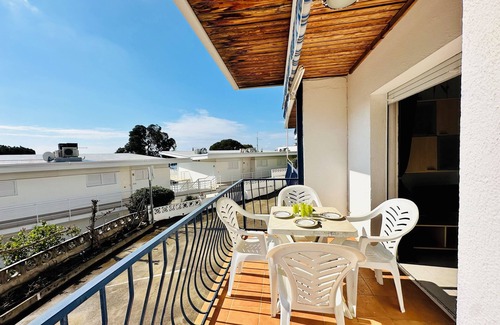 Almadraba-Canyelles Apartment | 2202 HORIZONTE AZUL S-3, PRIVATE RESIDENCE,IN COVE ALMADRABA, ON THE BEACH.