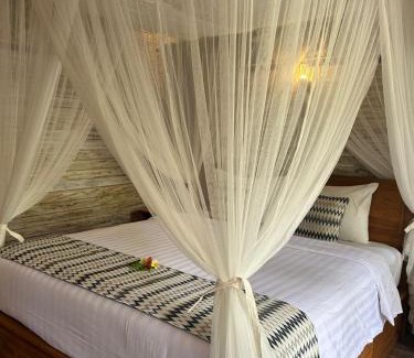 Mushroom Bay Resort | 221 Garden Cottages