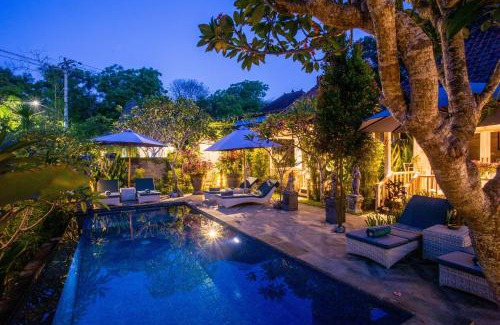Mushroom Bay Resort | 221 Garden Cottages