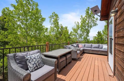 Woodland Park House | 221 Potlach