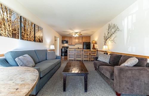 Truckee Condo | 222 Bldg B 1 Bedroom Condo