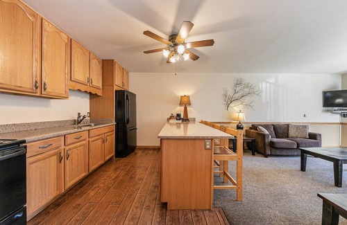 Truckee Condo | 222 Bldg B 1 Bedroom Condo