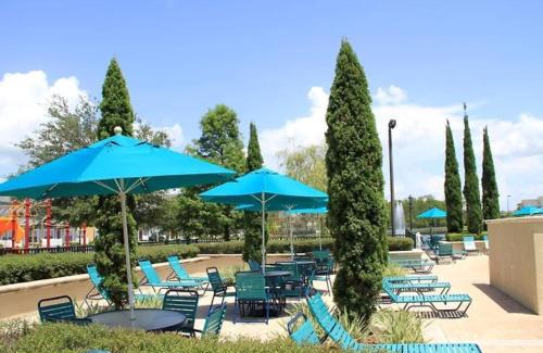 Venetian Bay Villages House | 2222-3-SV-Charming condo