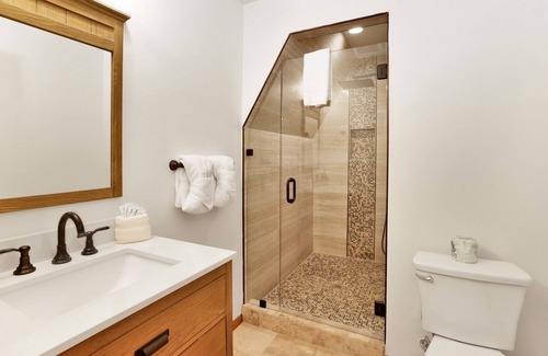 Upper Moonridge Cabin | 2241-travertine Dome Home 4 Bedroom Home by RedAwning