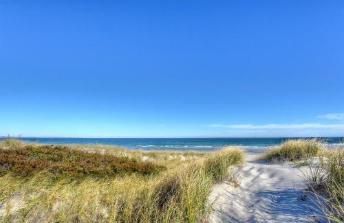 East Sandwich House | 225 G North Shore Blvd East Sandwich Cape Cod - Cape Shore G