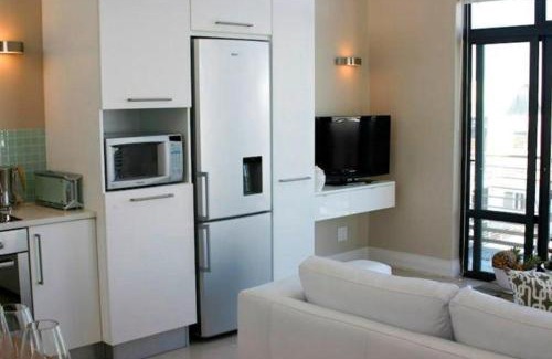 Big Bay Apartment | 226 Eden on the Bay