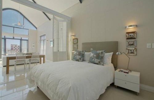 Big Bay Apartment | 226 Eden on the Bay