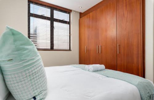 Big Bay Apartment | 229 Eden on the Bay