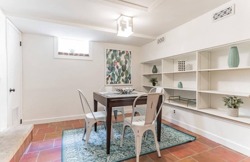 Southwark Apartment | 229 Fulton St in Philadelphia