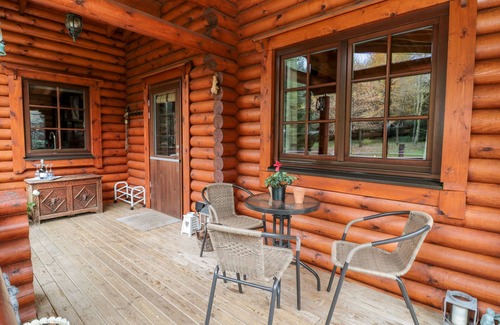 Morpeth Cottage | 23 Lakeside Drive
