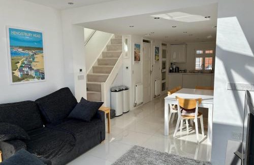Christchurch House | 23 Millhams Street