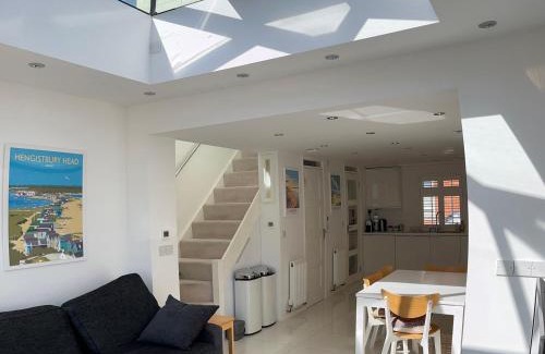 Christchurch House | 23 Millhams Street