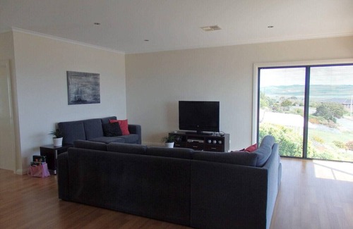 Normanville House | 23 Seaview Crescent, Normanville