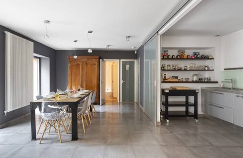 Richebourg - Saint-Clement Apartment | 230 m² Apartment ∙ 4 bedrooms ∙ 6 guests