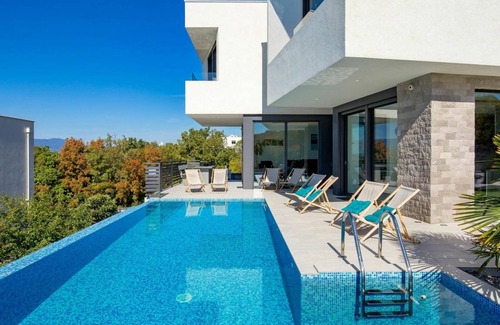 Zurkovo Apartment | 230 m² Apartment ∙ 4 bedrooms ∙ 8 guests