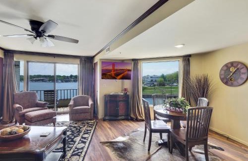 Charlevoix House | 234 Edgewater Inn