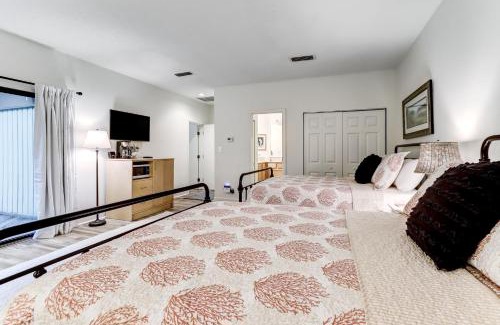 Fernandina Beach House | 2351 Courtside Villas