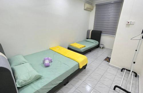 Kampung Kayu Ara House | 239 S2 # U Homestay